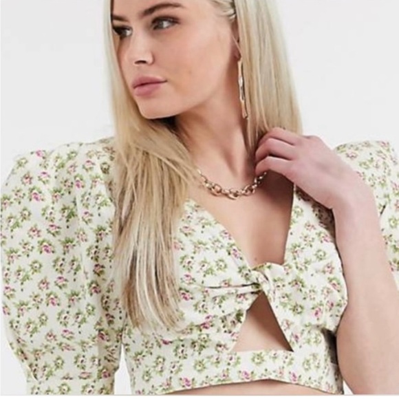 ASOS Curve Floral Design Cream Denim Crop Top! Plus Size! BNWOT! - Picture 4 of 4
